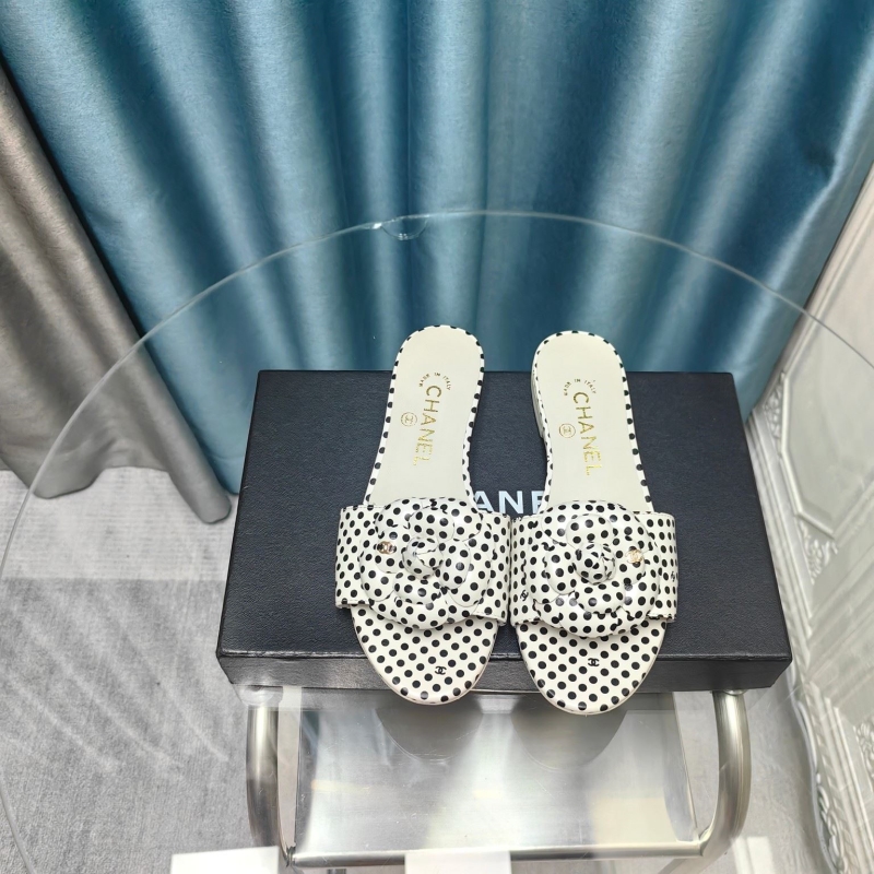 Ch*el slippers
